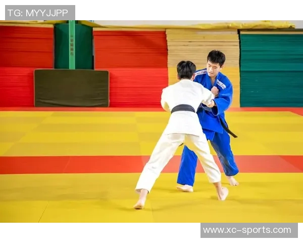 柔道技巧与精神的完美结合：探索柔道文化的深厚底蕴与现代竞技发展